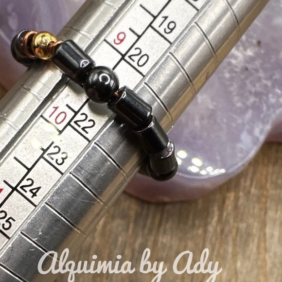 Fall vibes goth Hematite beaded gem ring - Picture 6 of 6